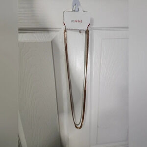 Get the Look Flat Gold Necklace